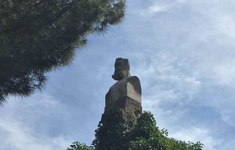 Cementerio - Busto Joaquín Costa